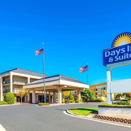Days Inn & Suites By Wyndham Albuquerque North Екстер'єр фото