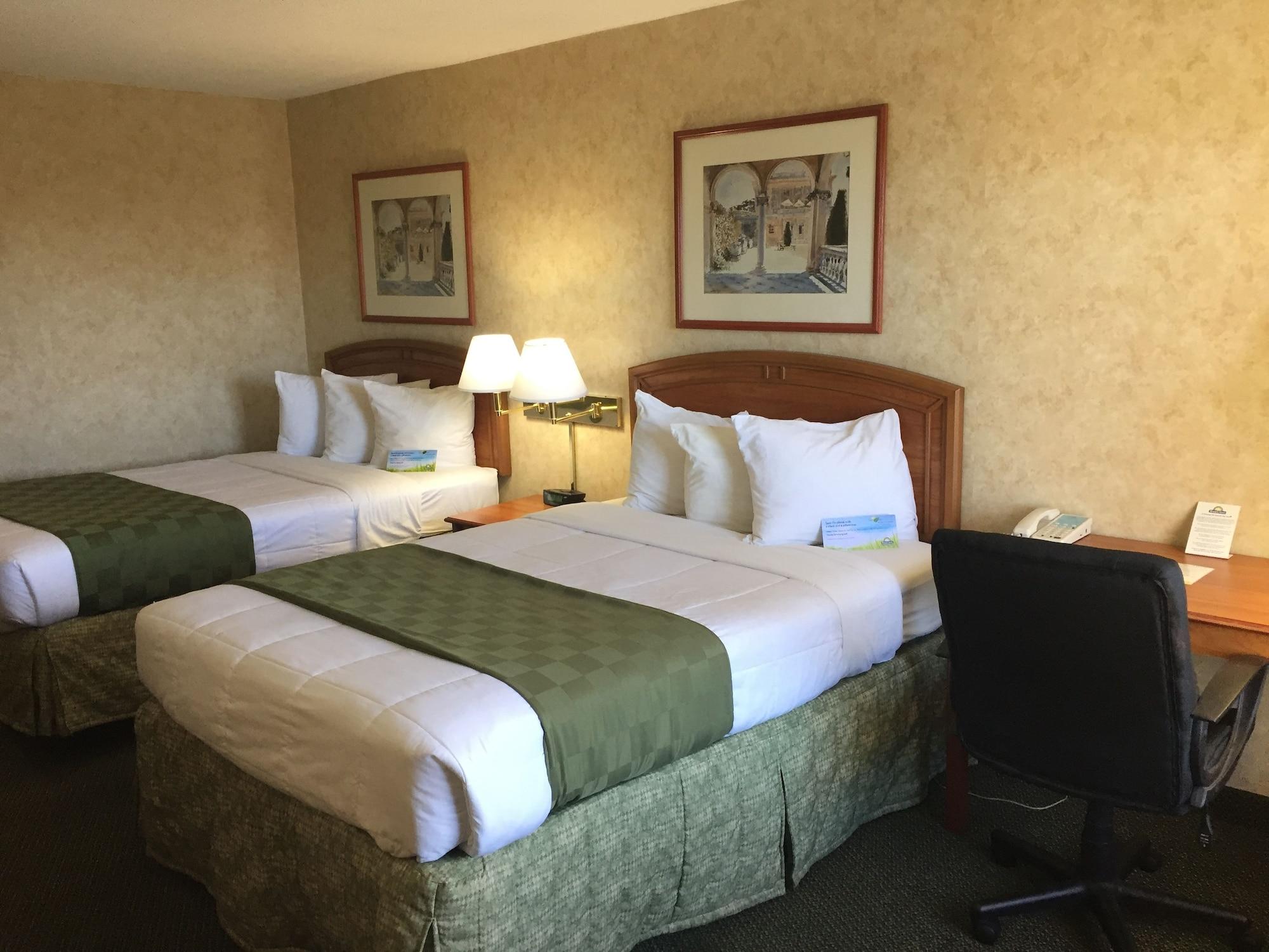 Days Inn & Suites By Wyndham Albuquerque North Екстер'єр фото